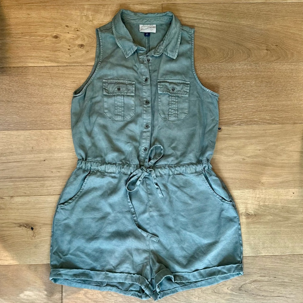 Universal Thread Neutral Utility Romper Shorts Olive/Army Green Womens XS